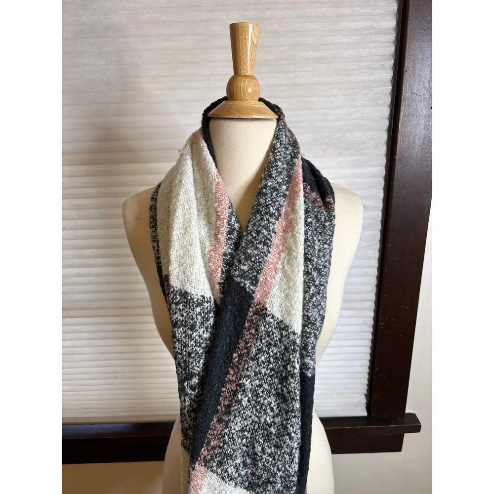 Soft Plaid Scarf‎